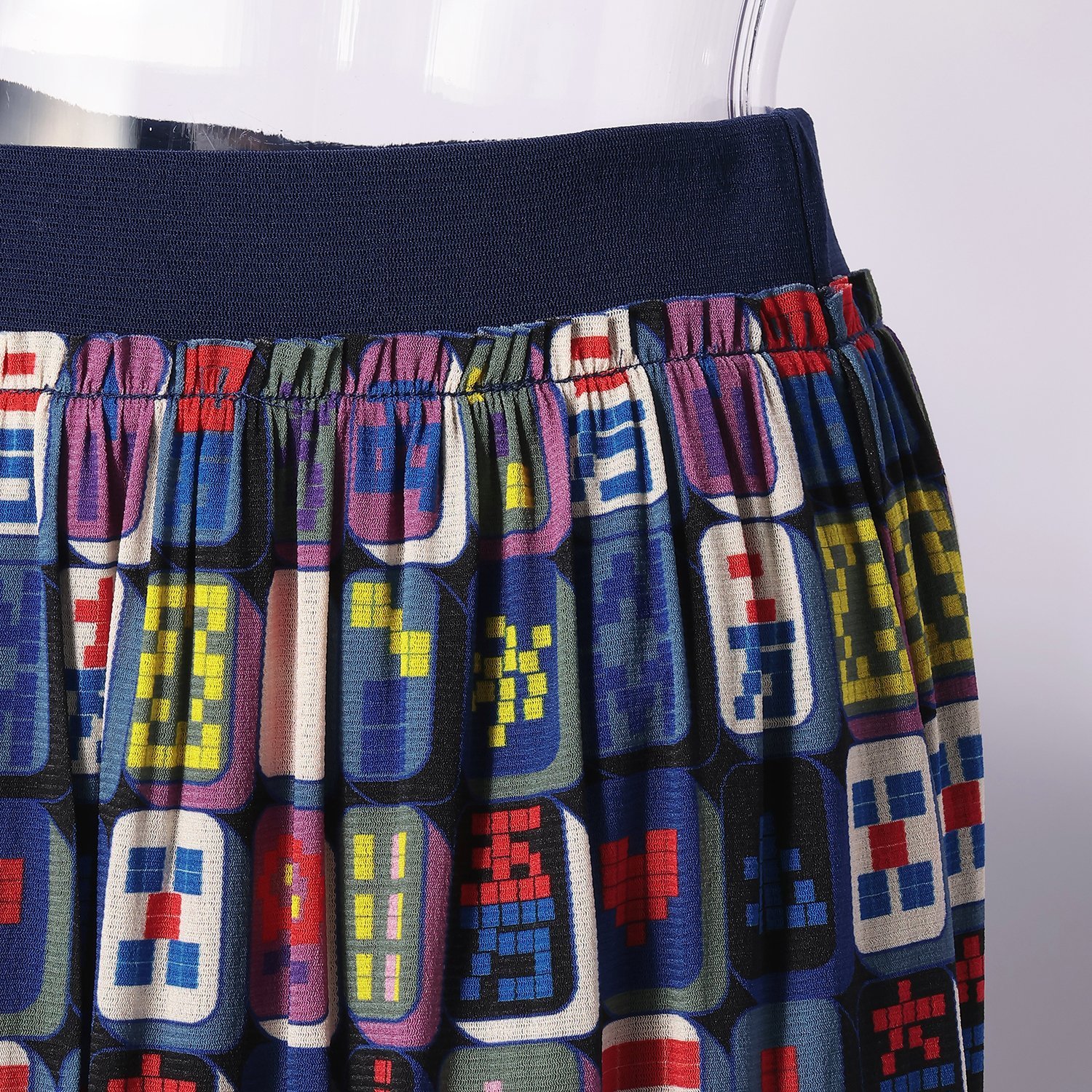 タグげ必要であればお付けしますMAHJONG PRINT ON STRETCH NETスカート新品（1479）
