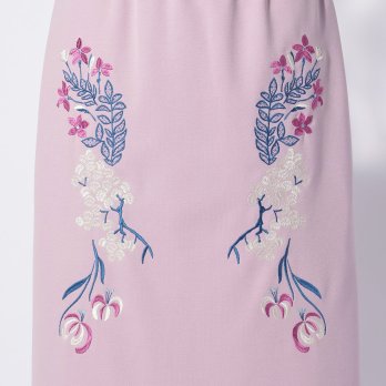 SKIRT WITH FLOWER EMBROIDERY 詳細画像