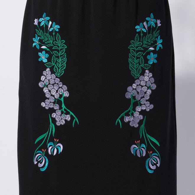 SKIRT WITH FLOWER EMBROIDERY 詳細画像 ブラック 2