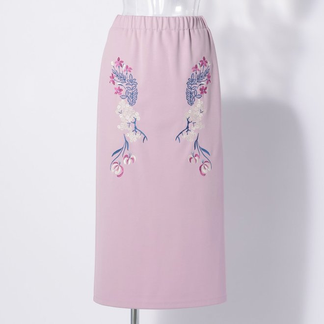 SKIRT WITH FLOWER EMBROIDERY