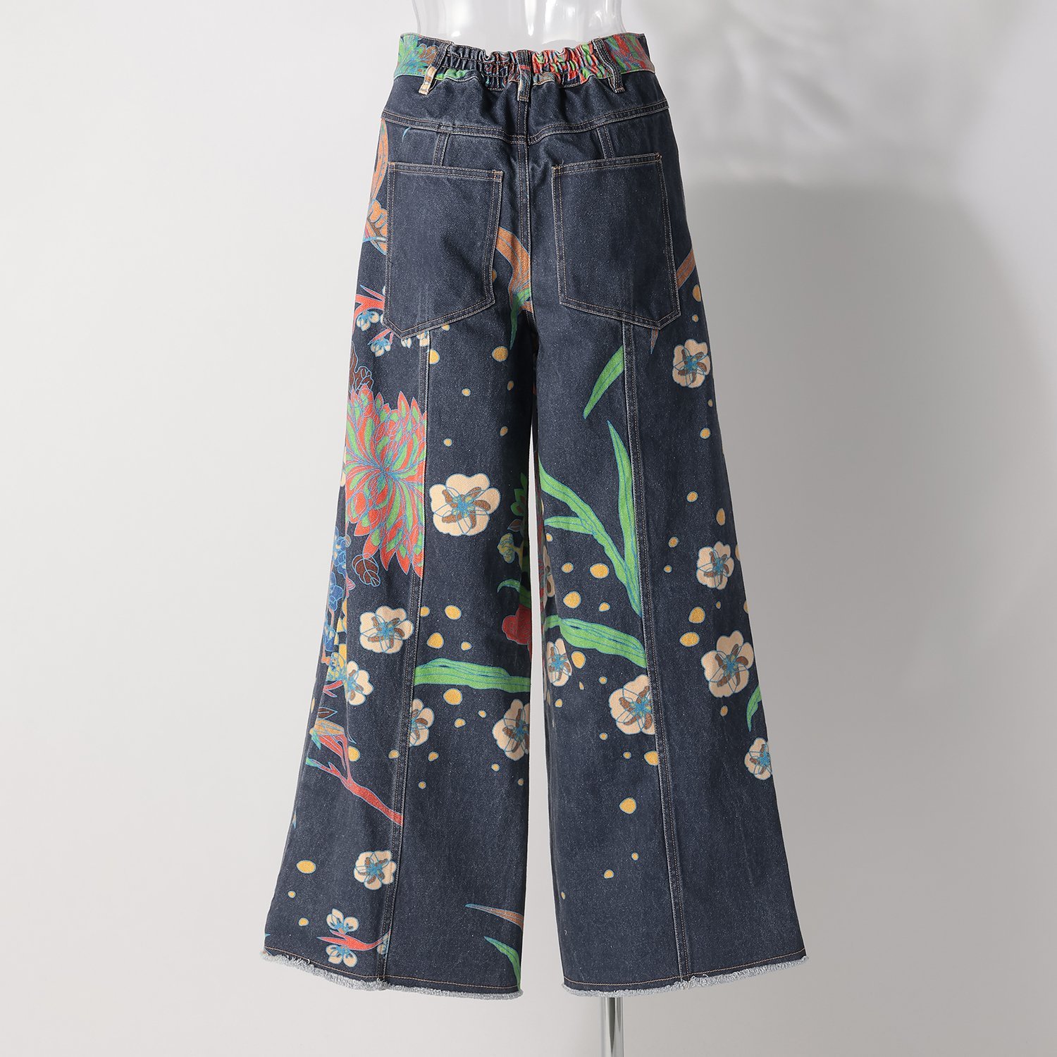 PLUM FLOWER PRINTED DENIM パンツ｜VIVIENNE TAM（ヴィヴィアンタム）公式オンラインストア